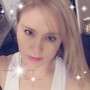 Meet your Posher, Aida